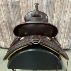 Circle Y Topeka Flex 17-Inch-Wide Trail Saddle -Heydudes Cowboy Shop 1651 1701 05 2 scaled