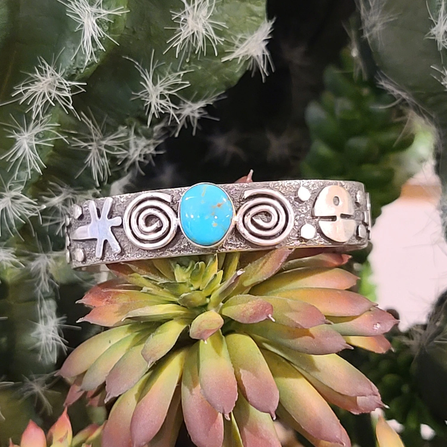 " Alex Cuff " 1 " Alex Cuff "