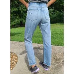 KanCan Jinx Ultra High Rise 90's Boyfriend Jeans -Heydudes Cowboy Shop 20220608 155620