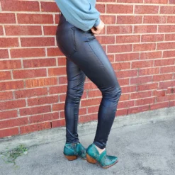 KanCan Black Faux Leather Skinny -Heydudes Cowboy Shop 20221116 130610