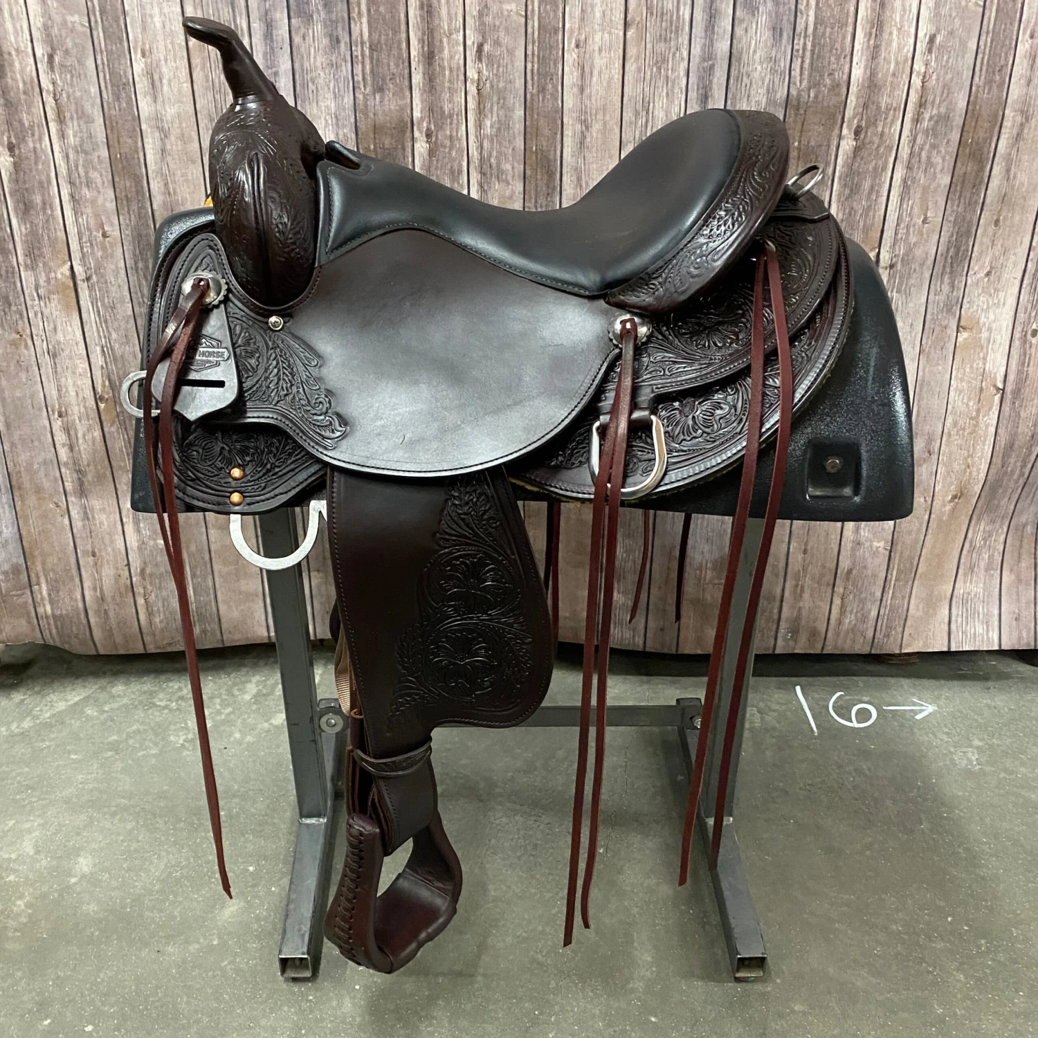 Circle Y 16 Inch Oyster Creek Trail Saddle 1 Circle Y 16 Inch Oyster Creek Trail Saddle
