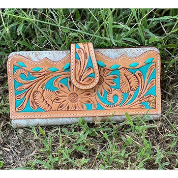 American Darling Tan Cowhide & Tooled Wallet 1 American Darling Tan Cowhide & Tooled Wallet