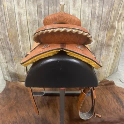 HR Saddlery 16 Inch Barrel Saddle -Heydudes Cowboy Shop back bc302e07 c6ab 4677 be61 9a852b292c6f