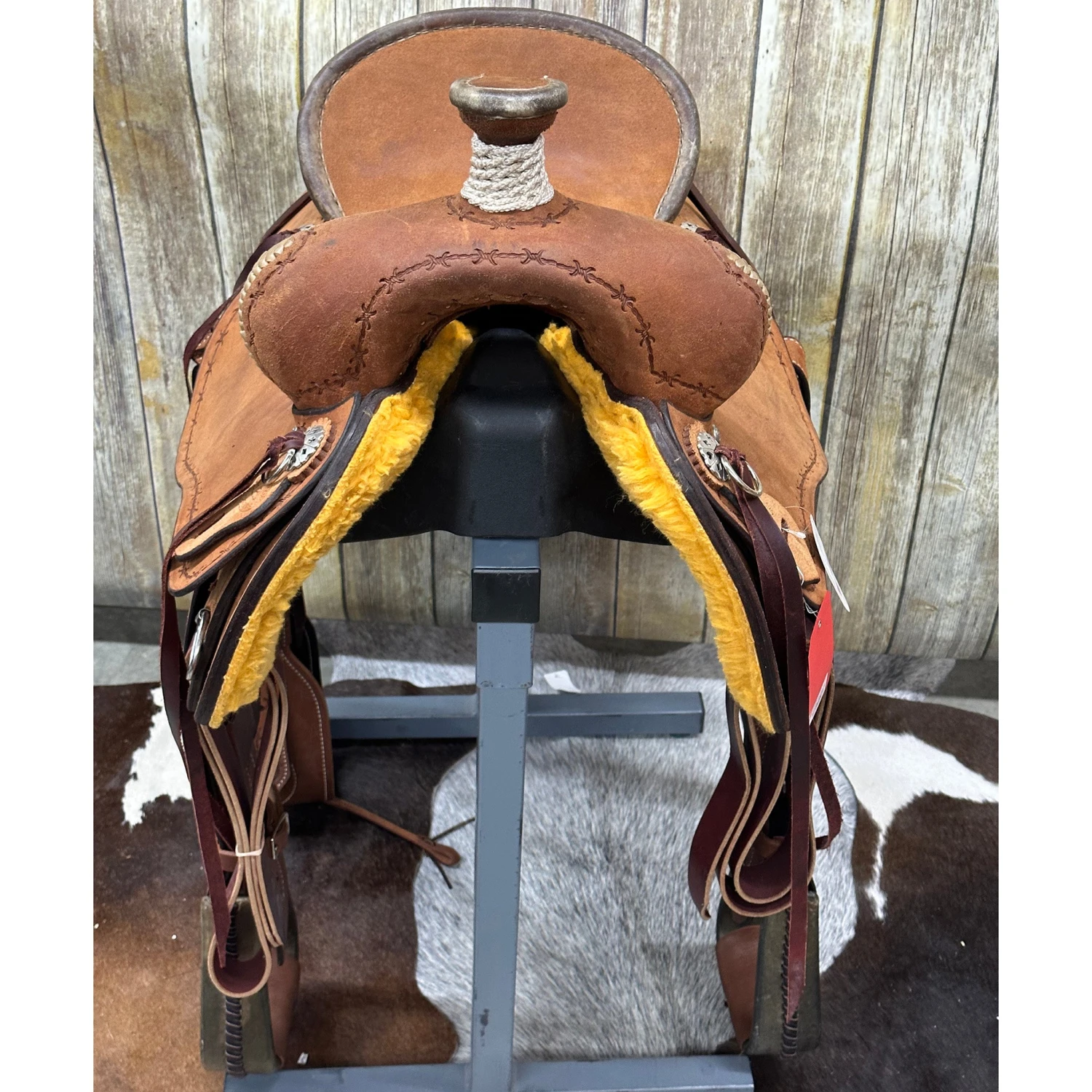 HR Saddlery 16 Inch Roughout Association Saddle 3 HR Saddlery 16 Inch Roughout Association Saddle - Image 3